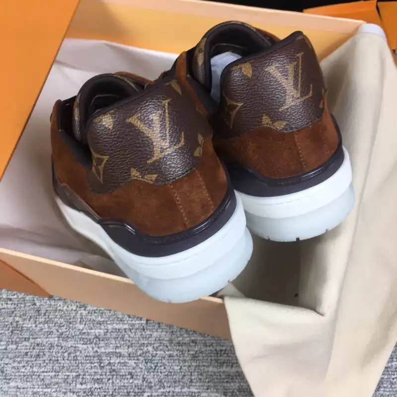 LV Shoes 2003SH0007