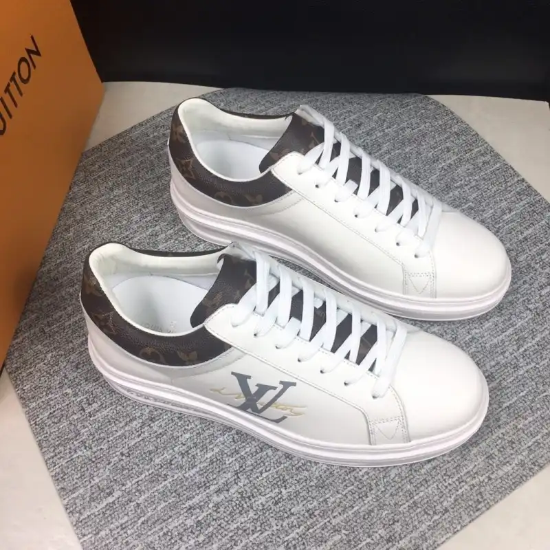 LV Shoes 2003SH0018