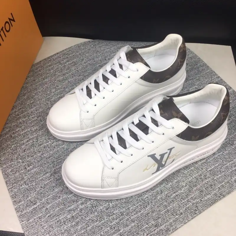 LV Shoes 2003SH0018