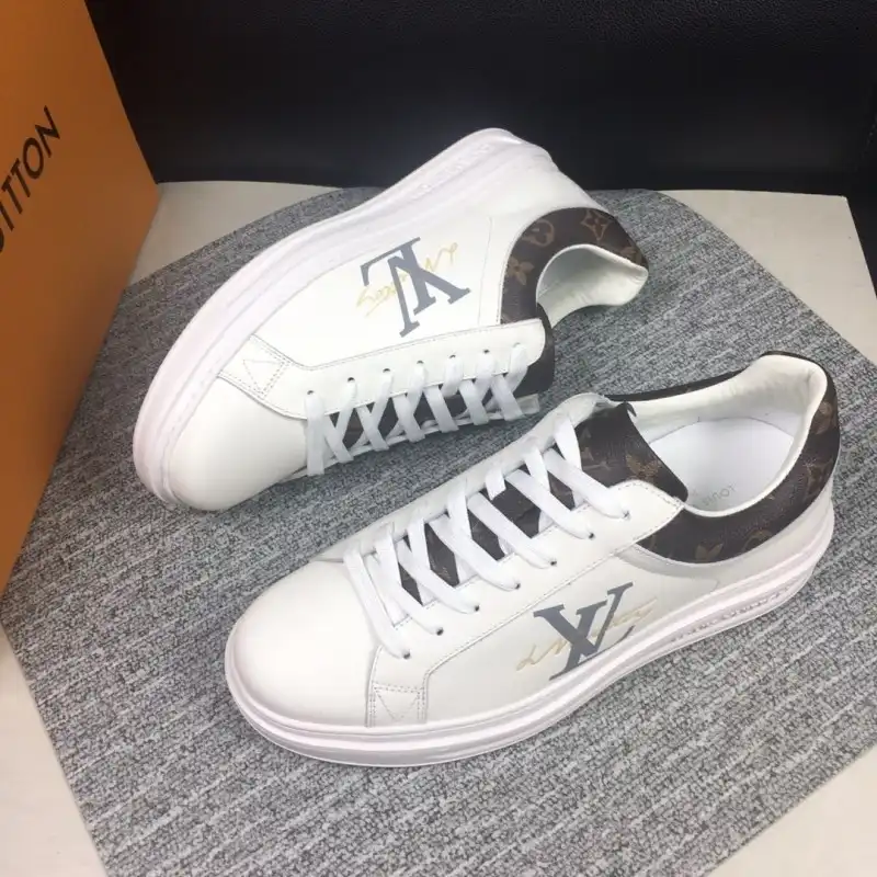 LV Shoes 2003SH0018