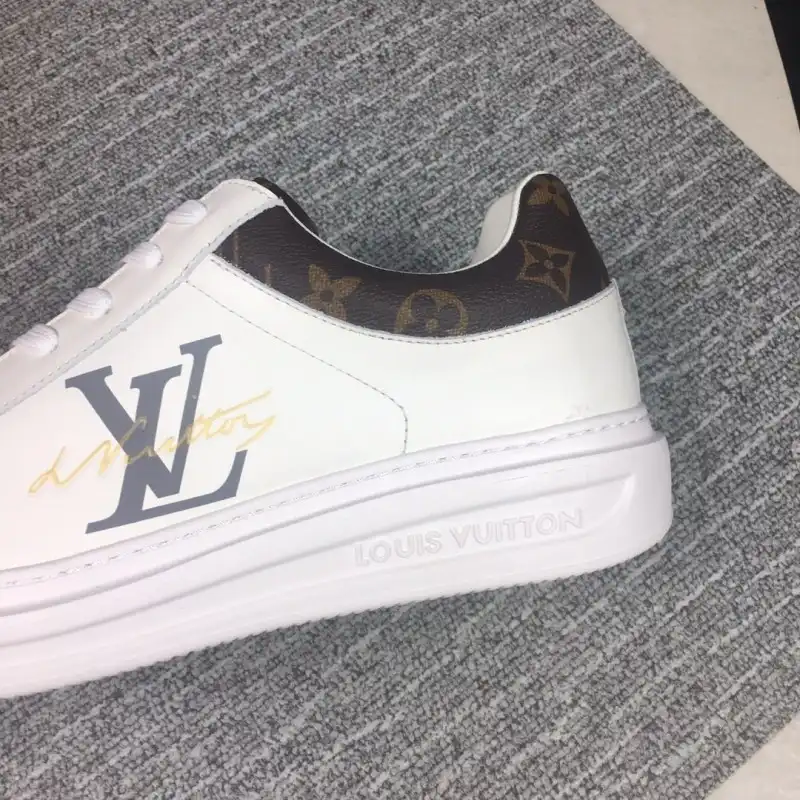 LV Shoes 2003SH0018