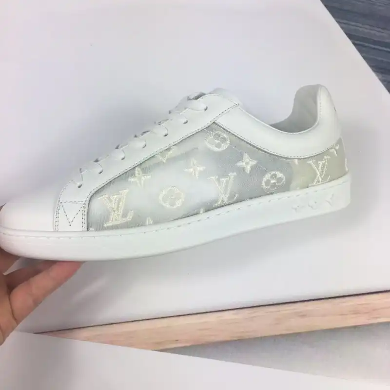 LV Shoes 2003SH0031