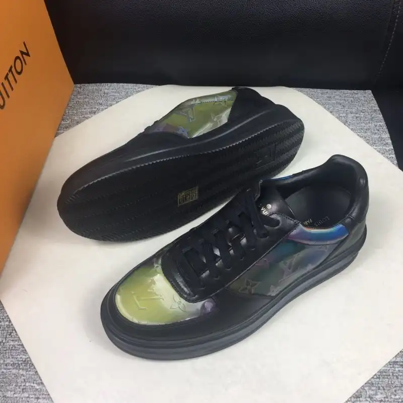 LV Shoes 2003SH0033