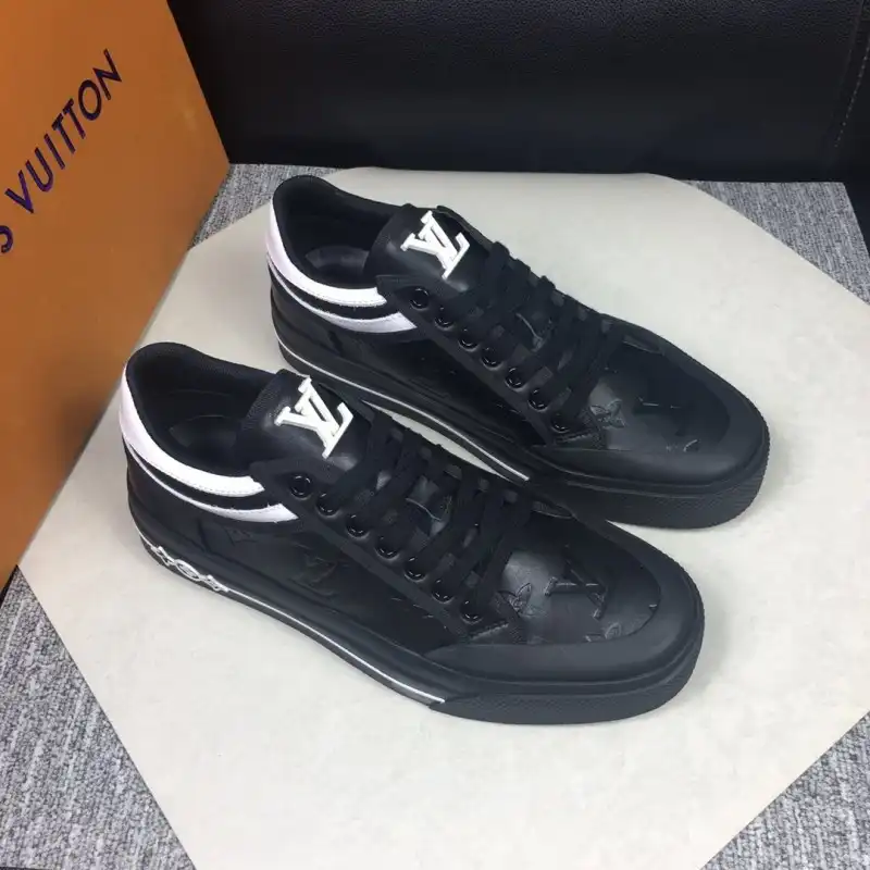 LV Shoes 2003SH0034