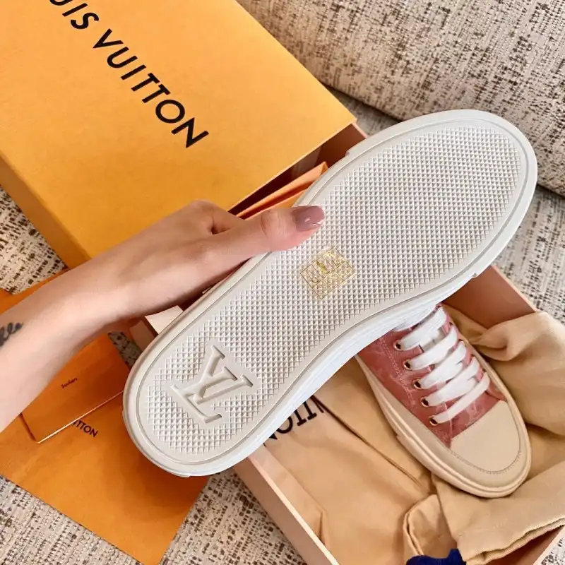 LV Shoes 2003SH0037