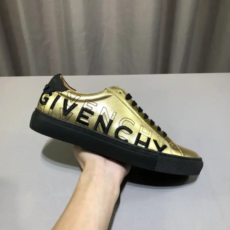 Givenchy Shoes 2003SH0096