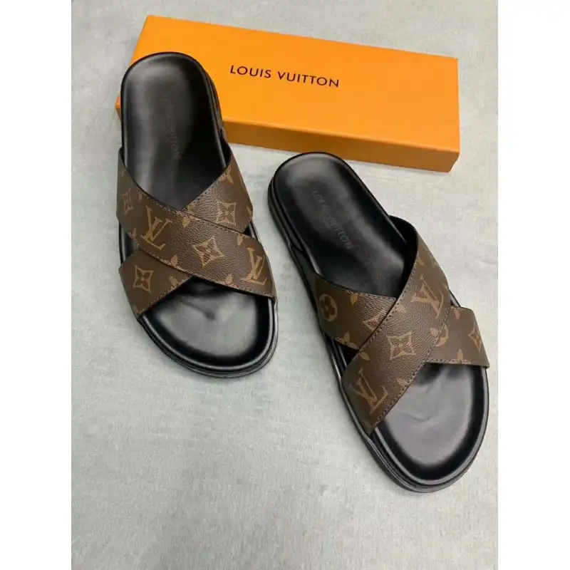 LV Shoes 2004SH0040