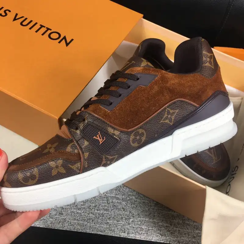 Fashionrepsfam ru LV Shoes 2004SH0086