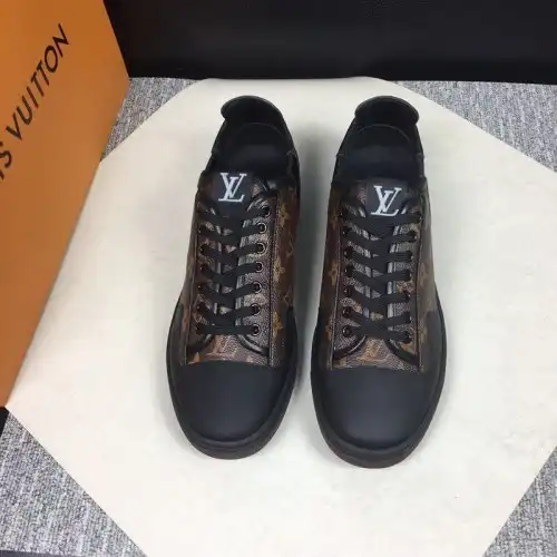 LV Shoes 2004SH0092