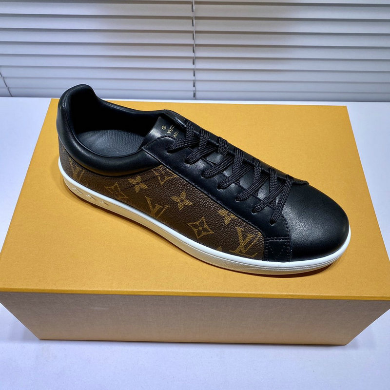 LV Shoes 2004SH0101