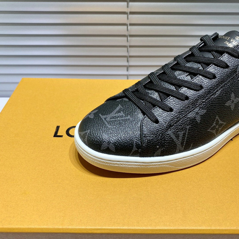 LV Shoes 2004SH0102