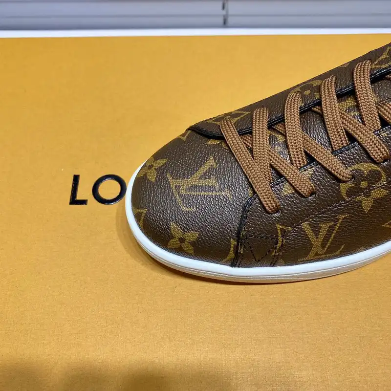 LV Shoes 2004SH0103