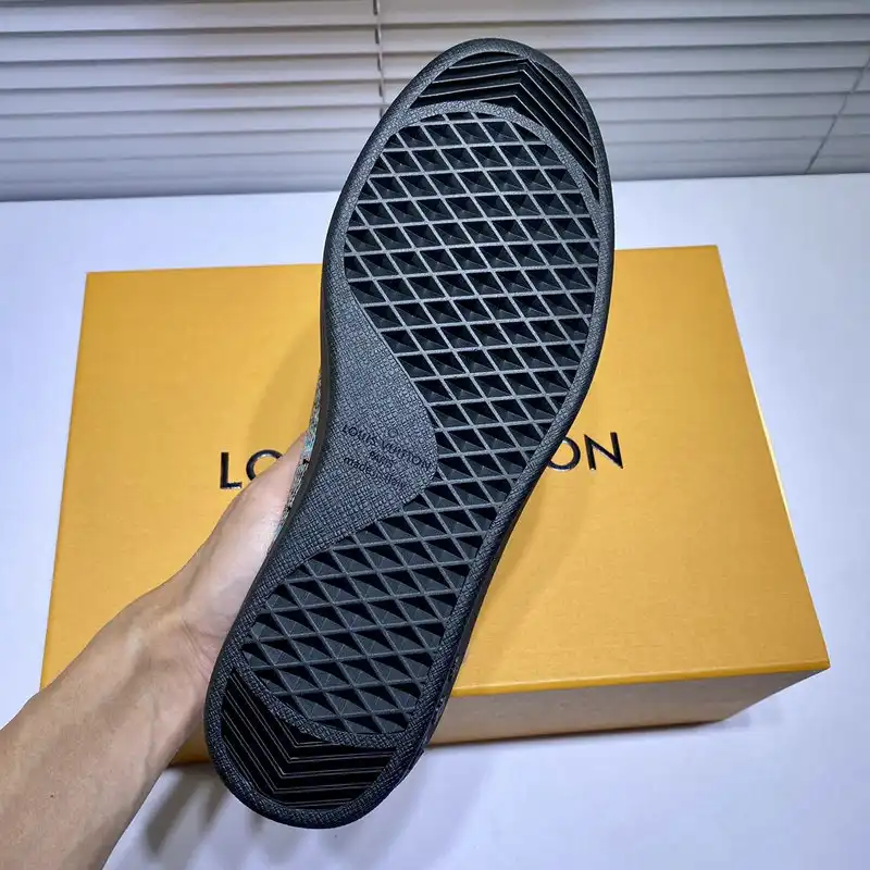 LV Shoes 2004SH0107