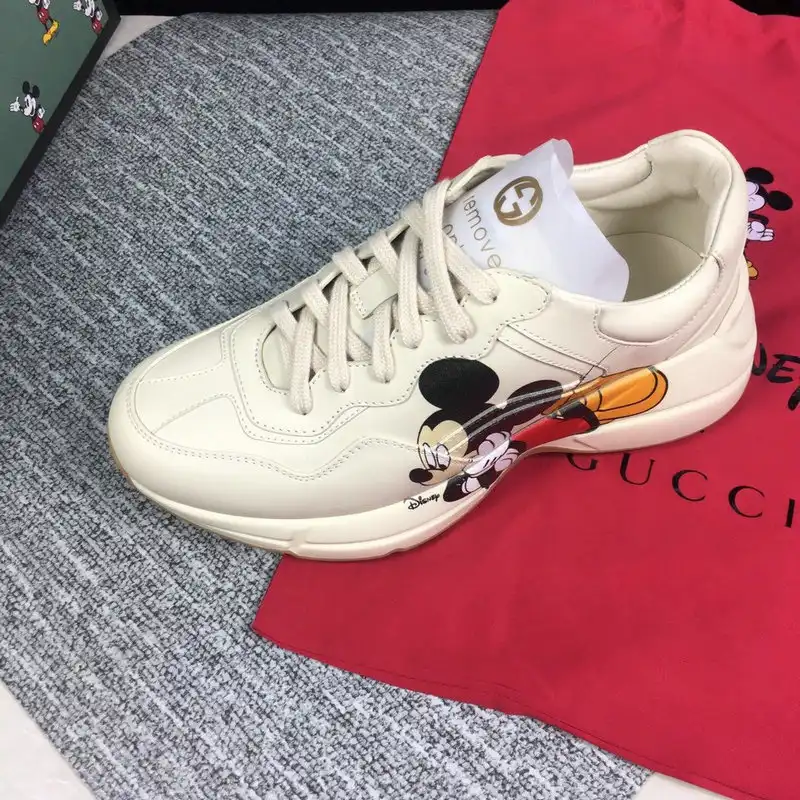 Cheap Gucci Shoes 2004SH0109