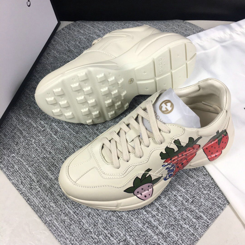 FASH Gucci Shoes 2004SH0110