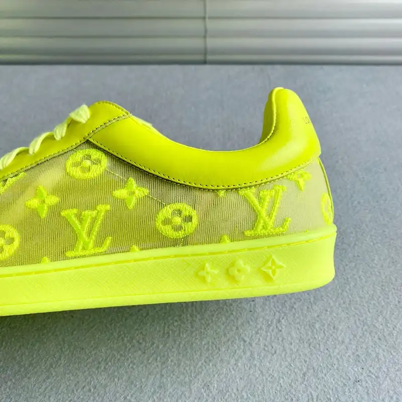 LV Shoes 2005SH0003