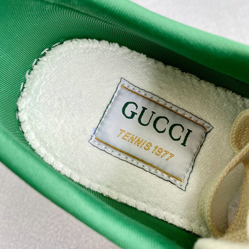 FASH Gucci Shoes 2005SH0004