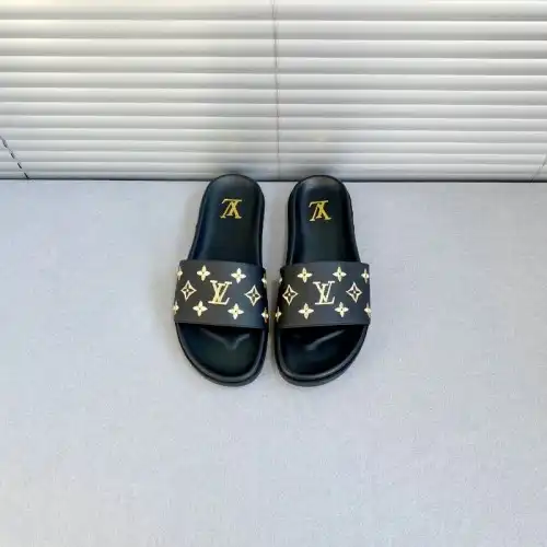 LV Shoes 2005SH0012