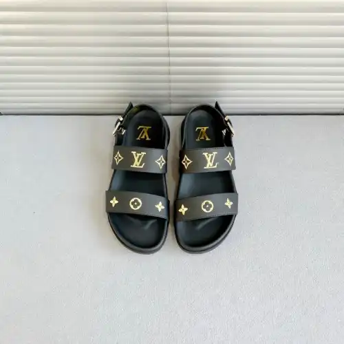 LV Shoes 2005SH0013