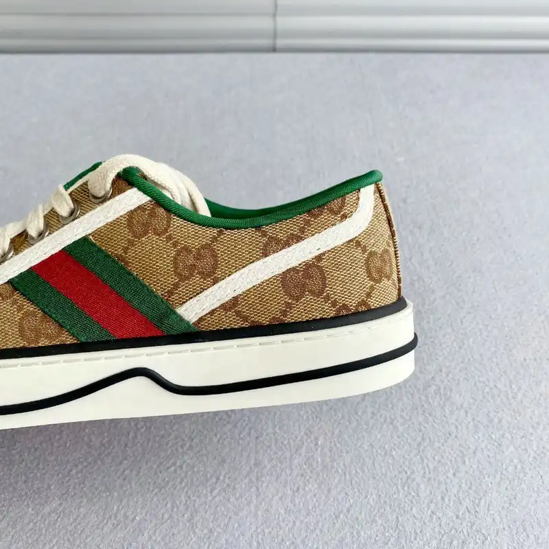 Gucci Shoes 2005SH0057