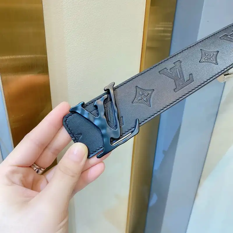 LV s Belt 2007XF0026