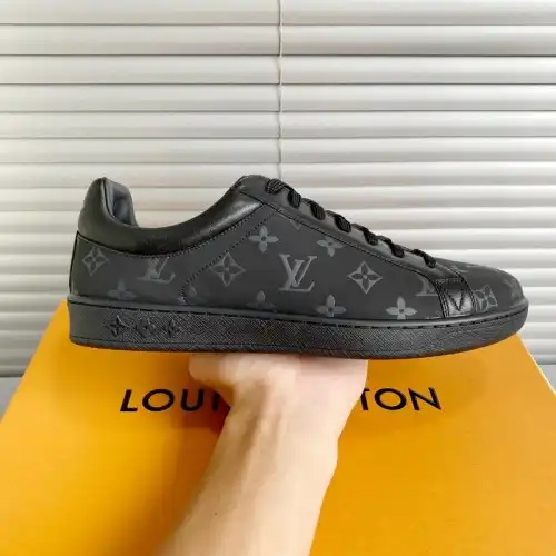 LV Shoes 2009SH0044