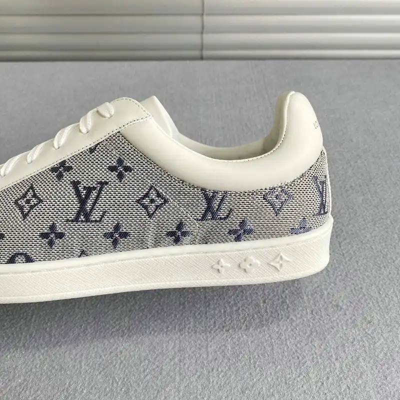 LV Shoes 2009SH0047