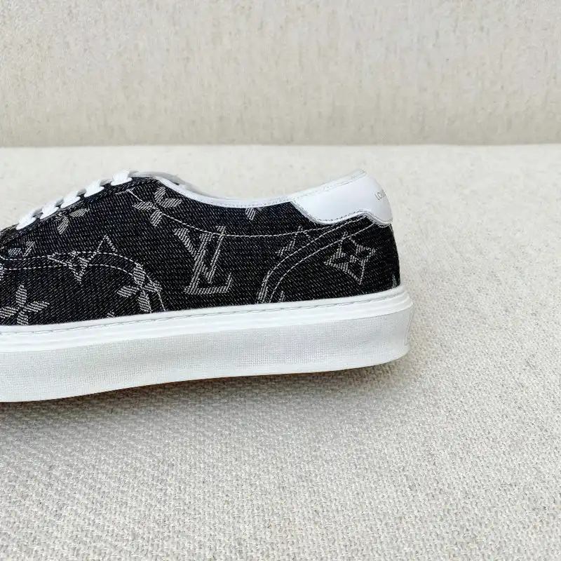 LV Shoes 2009SH0101