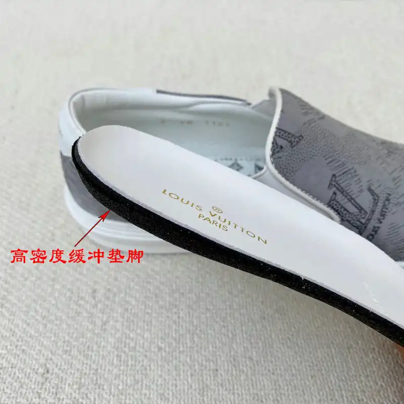 Official FashionRep LV Shoes 2009SH0104