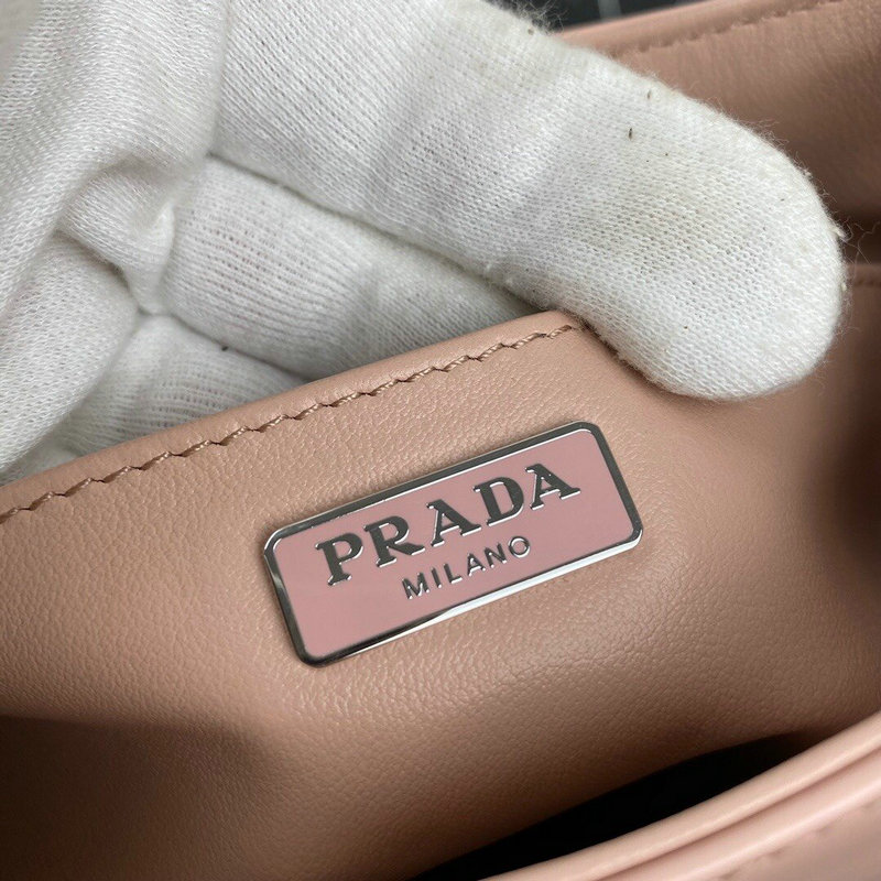 FASH Prada Bags 2010B570004