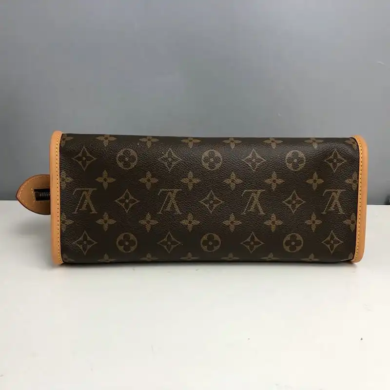 LV Bags 2010B570012