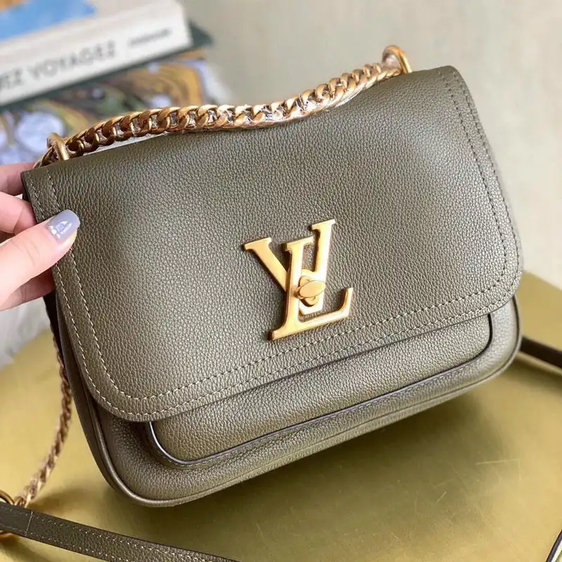 LV Bags 2010B570026