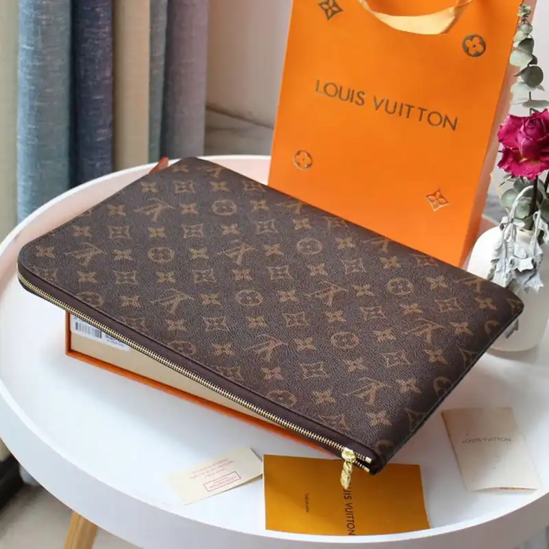 LV Bags 2010B570041