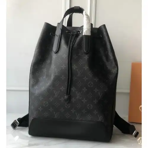 LV Bags 2010B570051