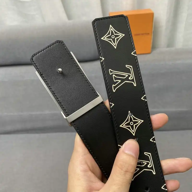 LV s Belt 2012XIA0017