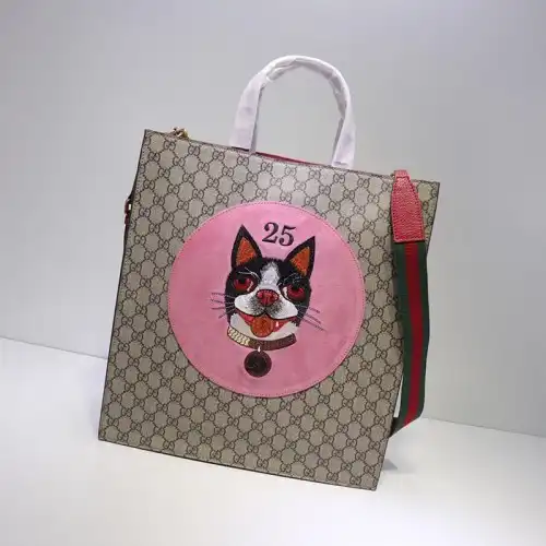 Gucci Tote Bags 19GM0013