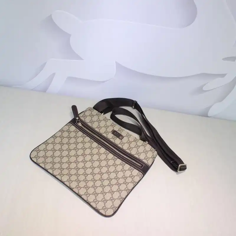 FASH Gucci Messenger Bags 19GM0034