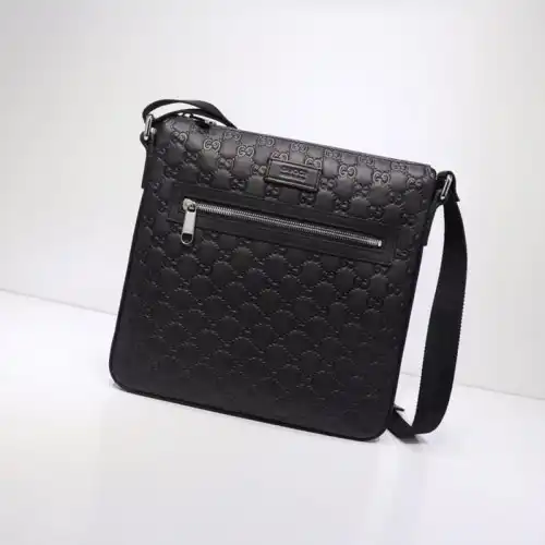 Fashionrep Gucci Crossbody Bag 19GM0048