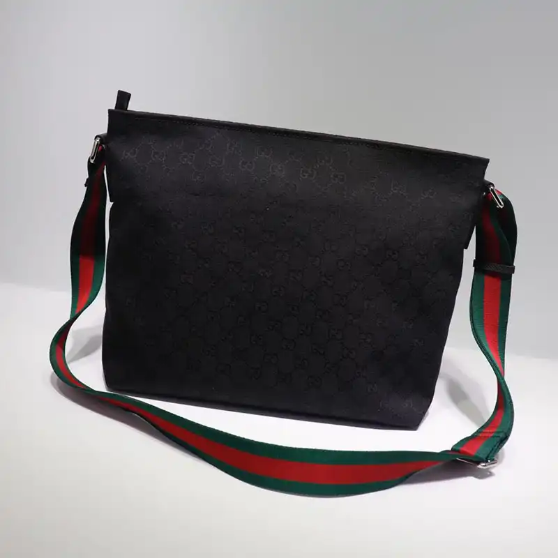 Cheap Gucci Crossbody Bag 19GM0058