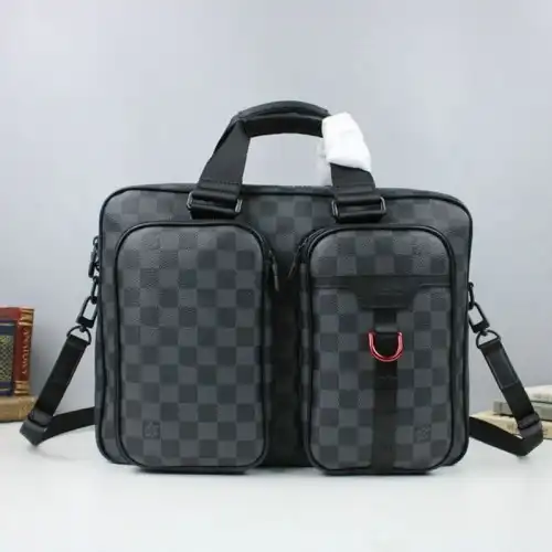 FASH LOUIS VUITTON Bags 205B570003