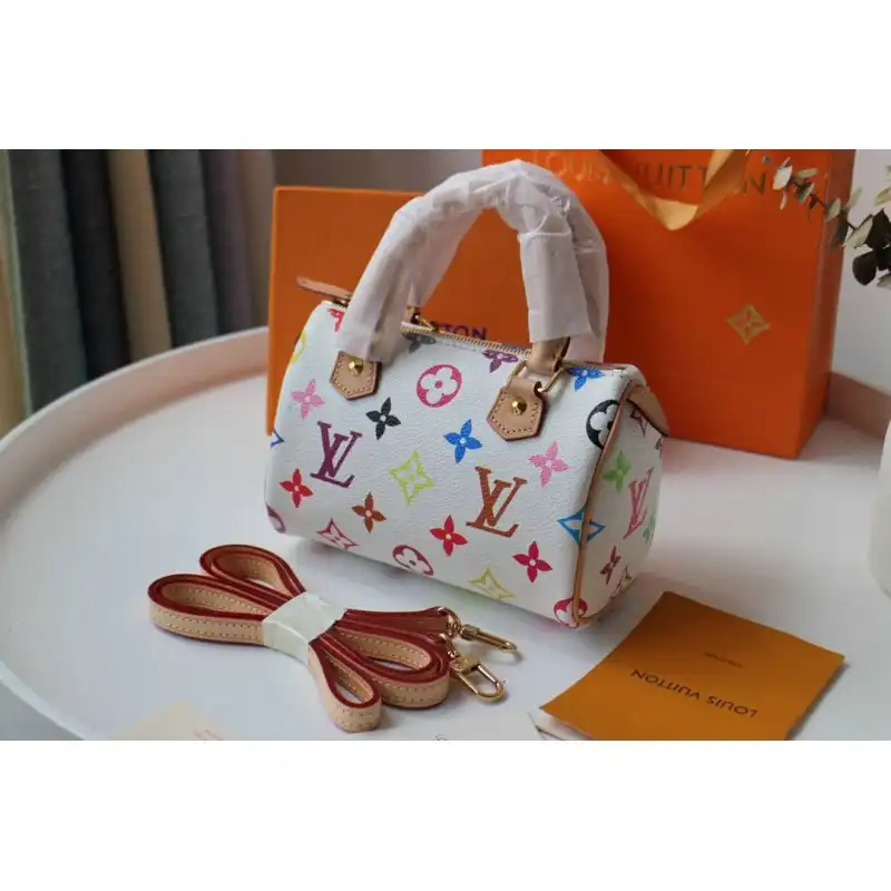 LV Bags 205B570004