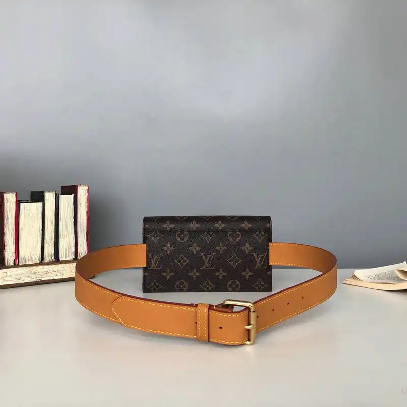 LV Bags 205B570009