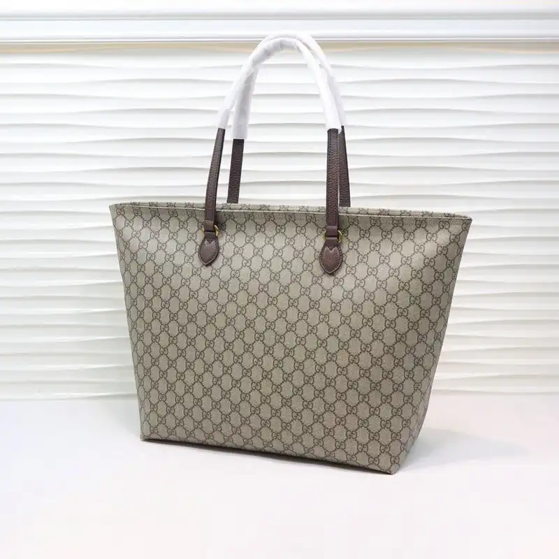 Gucci Bags 205B570019