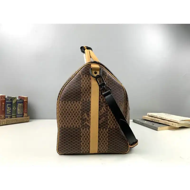 FASH LOUIS VUITTON Bags 205B570031