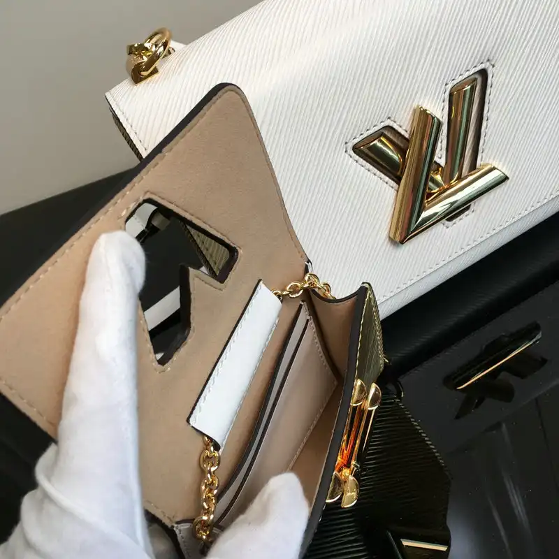 LV Bags 205B570042