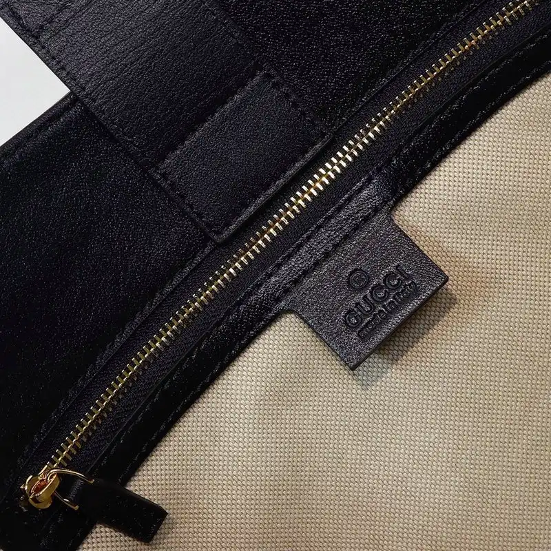 Cheap Gucci Bags 205B570045