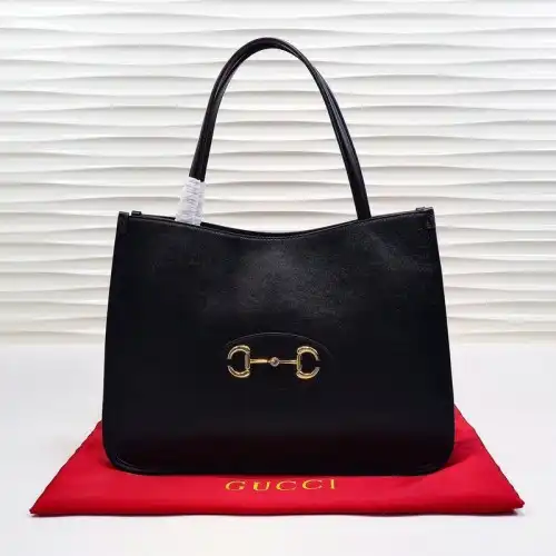 Gucci Bags 205B570045