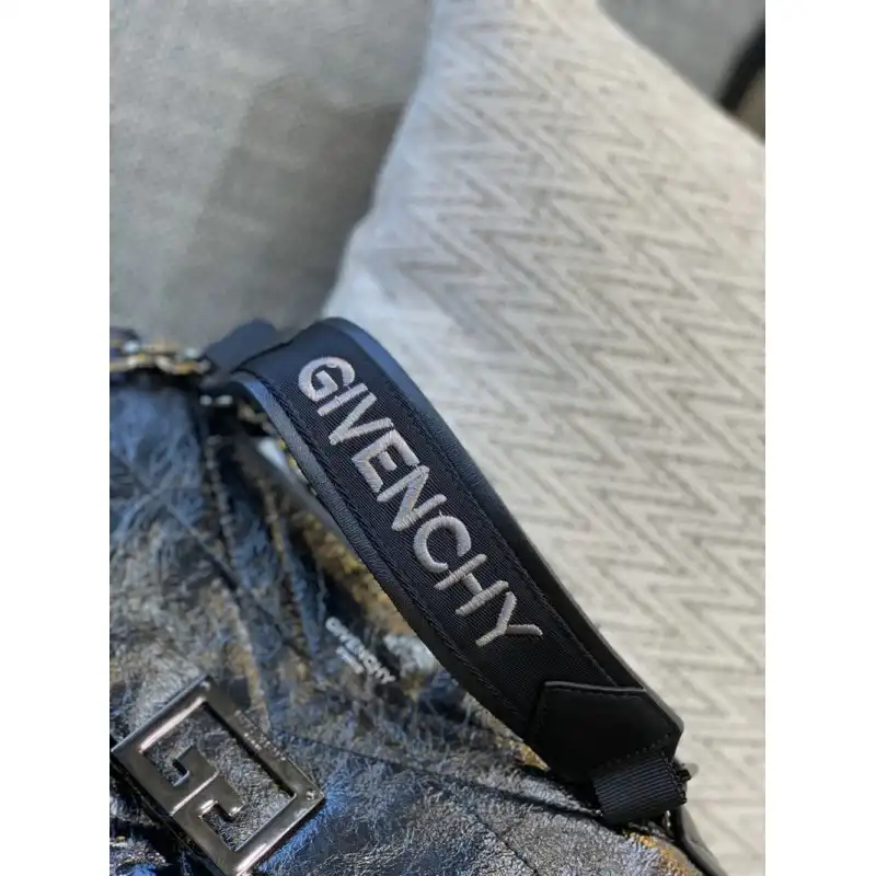 Givenchy Bags 205GIV0007