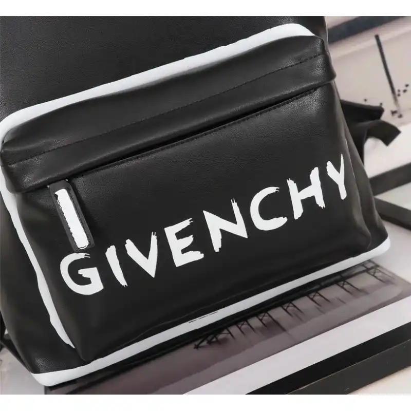 Givenchy Bags 205GIV0015