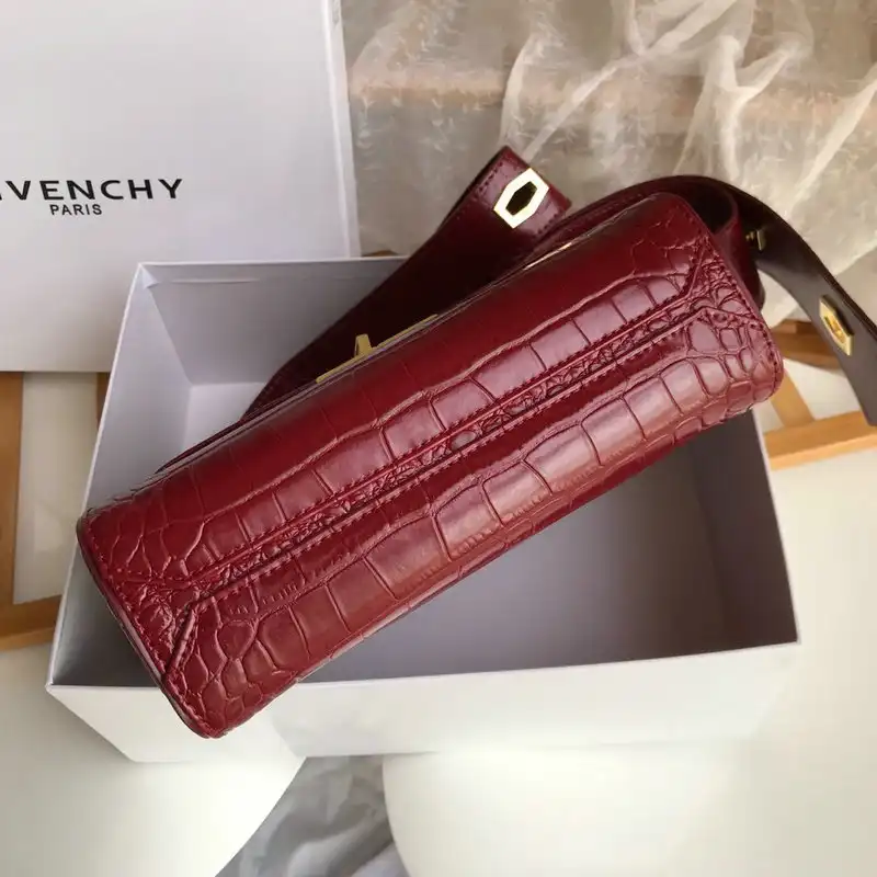 Givenchy Bags 205GIV0056